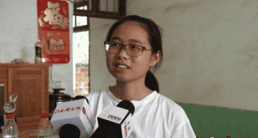 向学霸致敬:江西高考文科状元,一天获33万奖金 向学霸致敬:江西高考文科状元,一天获33万奖金