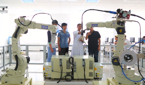 天津理工大学中环信息学院 天津理工大学中环信息学院